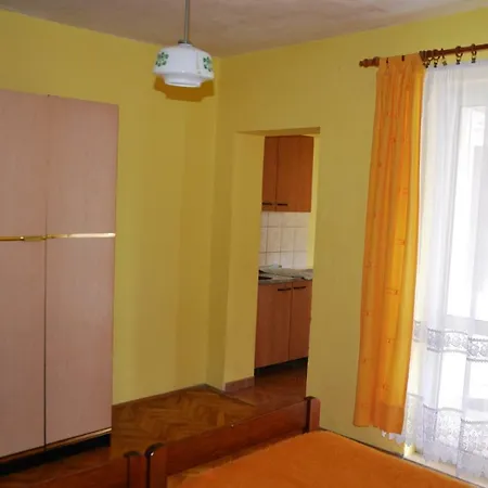 Pakostane, Spacious Ap 6+2 Пакоштане