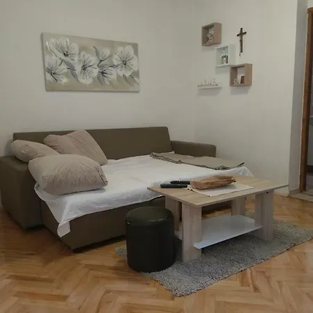 Pakostane, Spacious Ap 6+2 Апартаменты *
