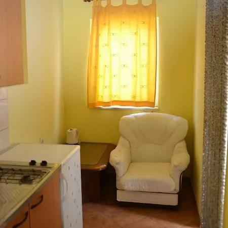 Pakostane, Spacious Ap 6+2 Pakostane