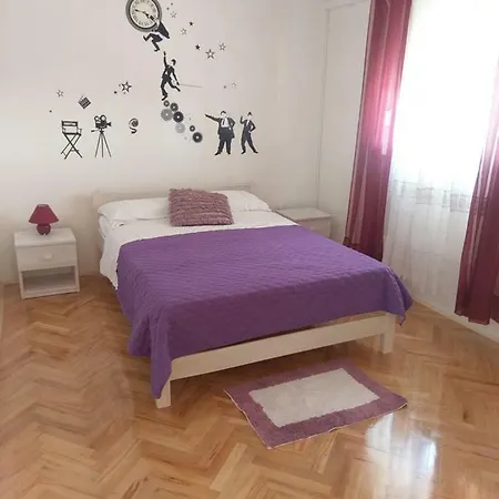 Pakostane, Spacious Ap 6+2
